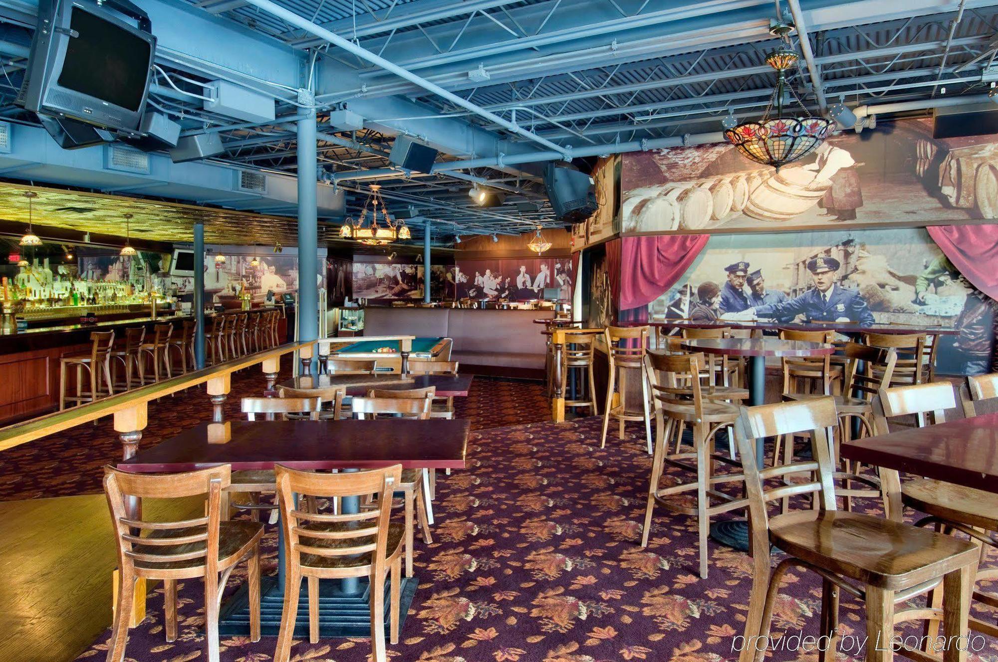 Indian Lakes Hotel Bloomingdale Restaurant photo